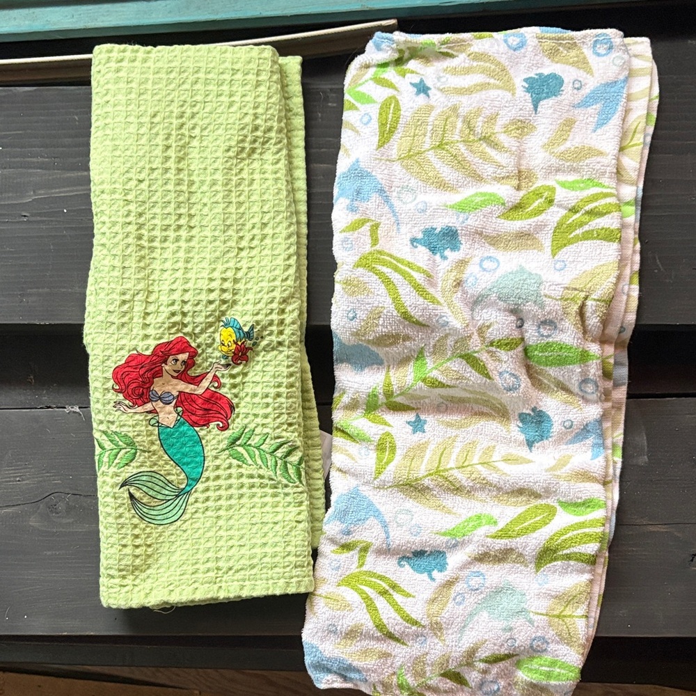 Green Mermaid Towel Set